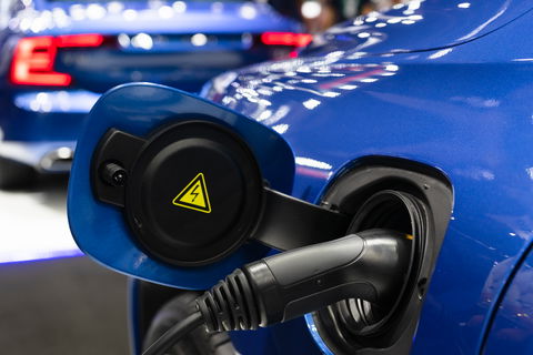 Do EV charge points need to be on dedicated circuits?