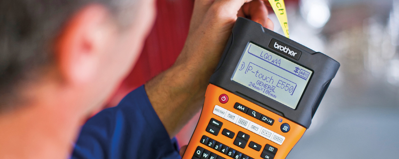 The right equipment for electricians: a focus on labelling 