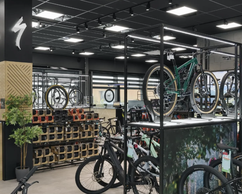 Enriched Shopping Experience | Specialized Concept Store