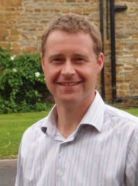 LuxLive 2011 - Projects Uncovered H&M