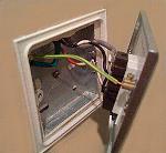 Q & A of the Day – Do metal socket back boxes need earthing?