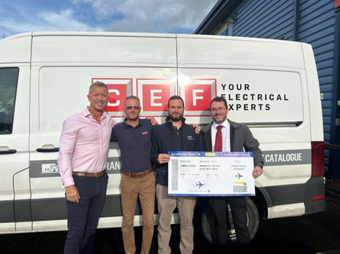 Voltimum, ABB and CEF Celebrate £1,000 Holiday Winner Through Voltimum+