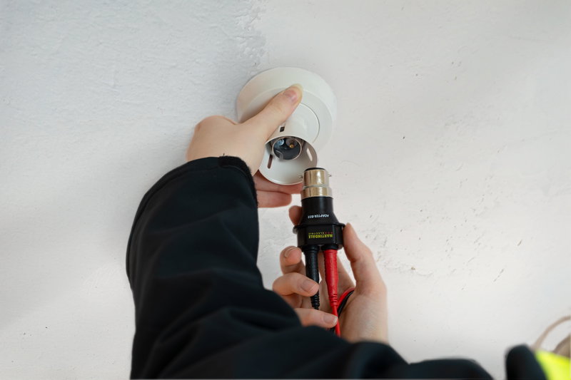 For fast and safe connection Martindale Electric introduces new lamp socket adaptor kit